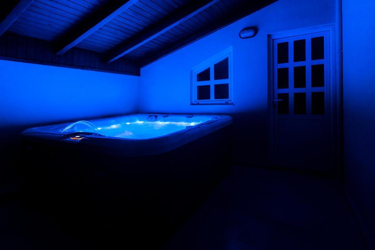 Villa Ventus, 40Sqm Private Pool & Hot Tub! Roussospítion Exteriér fotografie